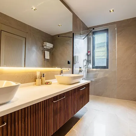 5-bedroom With Pool & Sauna * Dosemealti