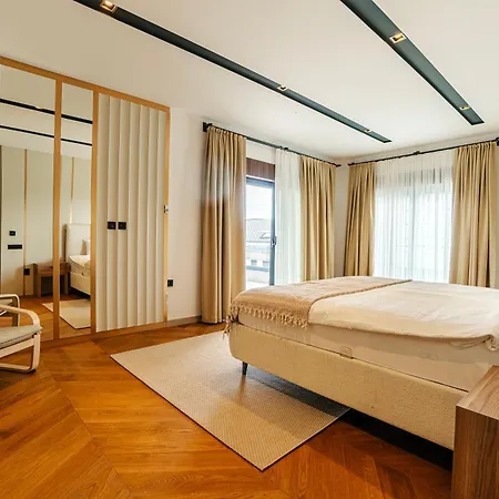 5-bedroom With Pool & Sauna Villa