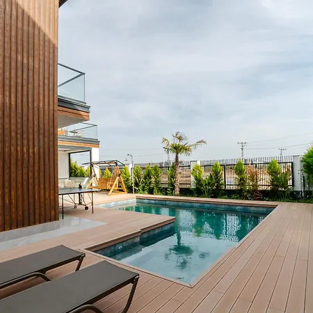 5-bedroom With Pool & Sauna Dosemealti