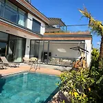 빌라 5-bedroom With Pool & Sauna Dosemealti