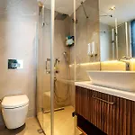 5-bedroom With Pool & Sauna 빌라 *