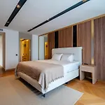 빌라 5-bedroom With Pool & Sauna