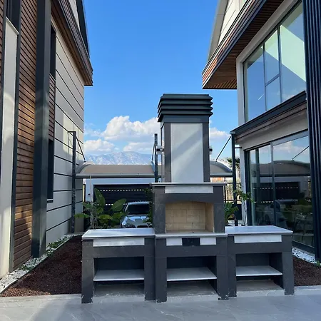 5-bedroom With Pool & Sauna * Döşemealtı