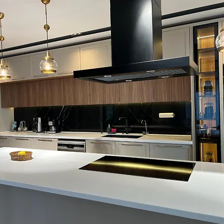 5-bedroom With Pool & Sauna Villa Dosemealti