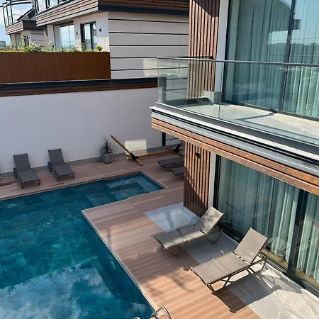 5-bedroom With Pool & Sauna Dosemealti