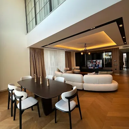 5-bedroom With Pool & Sauna Villa Dosemealti