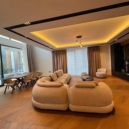 5-bedroom With Pool & Sauna 빌라 *