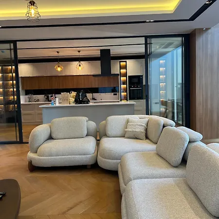 5-bedroom With Pool & Sauna Villa *