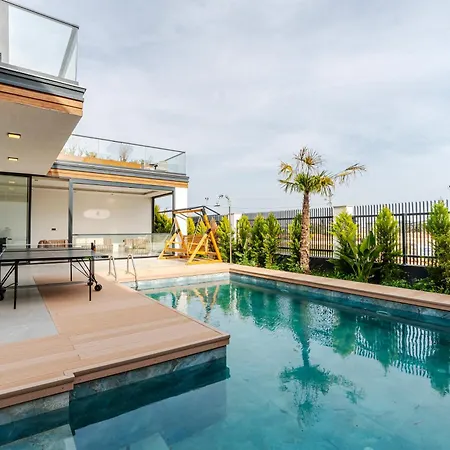 5-bedroom With Pool & Sauna * Döşemealtı