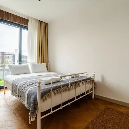 빌라 5-bedroom With Pool & Sauna *