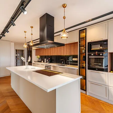 빌라 5-bedroom With Pool & Sauna Dosemealti