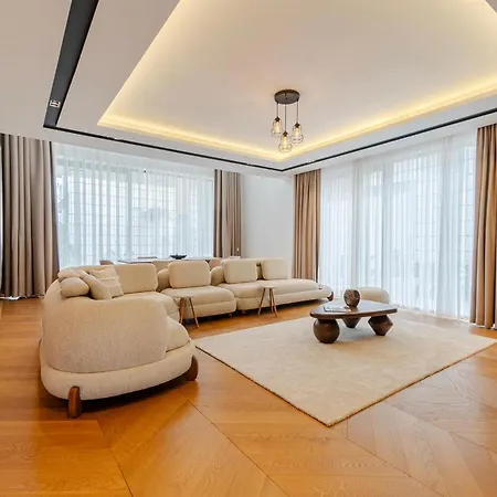 Villa 5-bedroom With Pool & Sauna