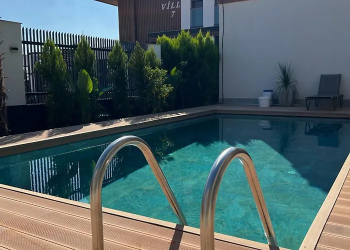 5-bedroom With Pool & Sauna ヴィラ