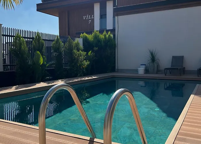 5-bedroom With Pool & Sauna ヴィラ