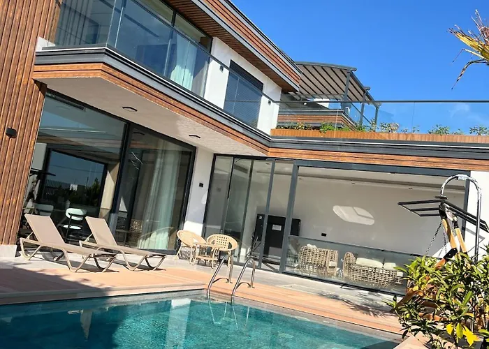 ヴィラ 5-bedroom With Pool & Sauna Dosemealti