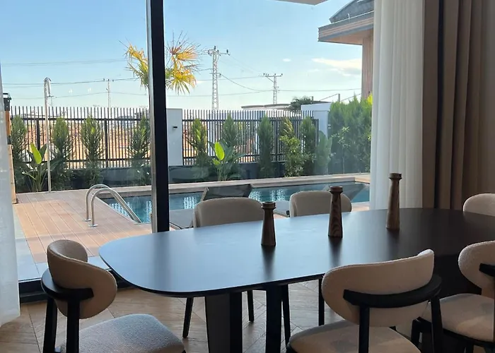 Villa 5-bedroom With Pool & Sauna