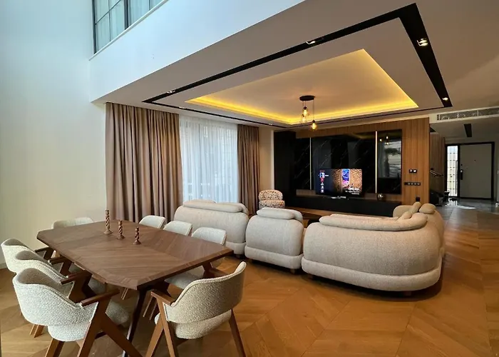 5-bedroom With Pool & Sauna Villa Dosemealti