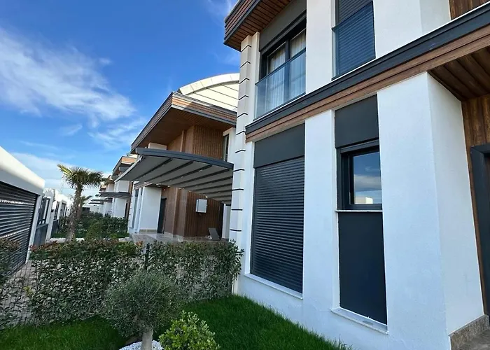 5-bedroom With Pool & Sauna Dosemealti