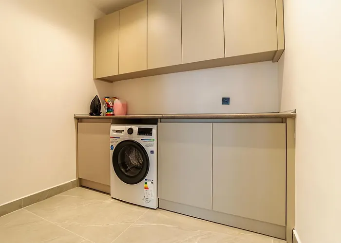 5-bedroom With Pool & Sauna ヴィラ