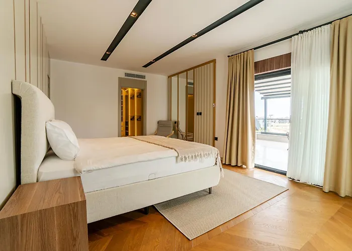 5-bedroom With Pool & Sauna ヴィラ