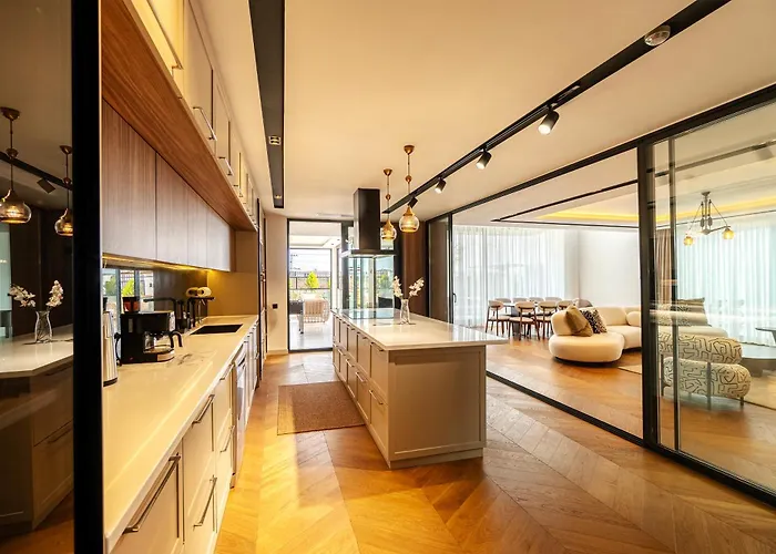 5-bedroom With Pool & Sauna ヴィラ Dosemealti