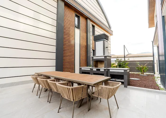 5-bedroom With Pool & Sauna ヴィラ