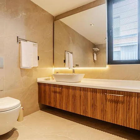 Vila 5-bedroom With Pool & Sauna